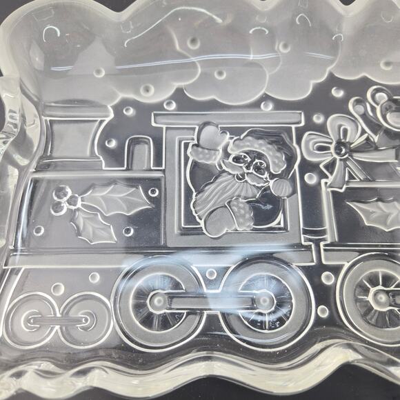 Holiday Traditions Collection North Pole Tray by Gorham Crystal - Picture 4 of 7
